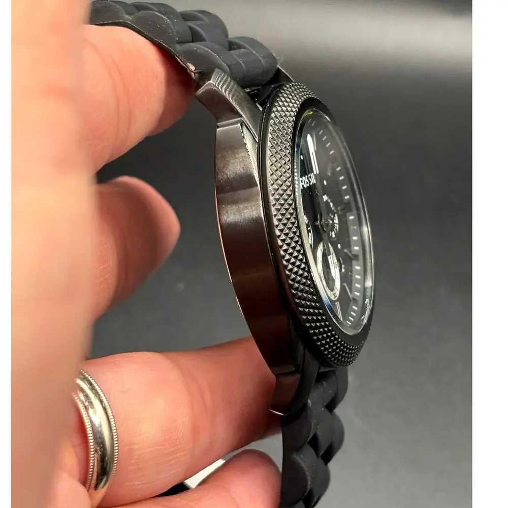 Fossil FS4487 Men's Machine Chronograph Black Silicone Strap Watch NIBWT